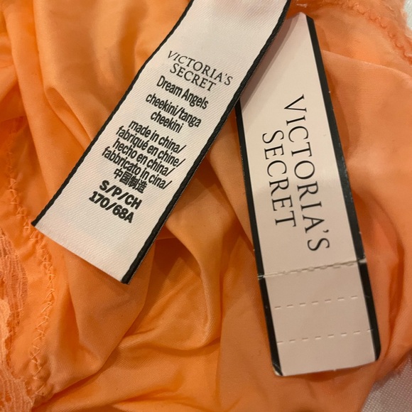 NEW WITH TAGS VICTORIA’S SECRET SIZES CHEEKY PANTY WITH CROTCH DESIGN - Picture 3 of 3